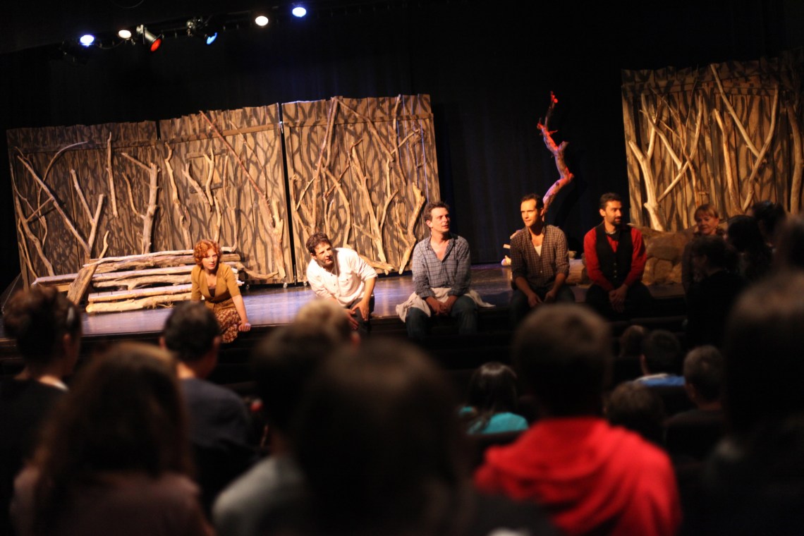 FestivalSurUnPlateau-SeanceScolaire2_2012©YannickPerrin